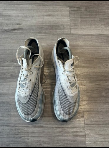 Nike zoomx vaporfly - nike,