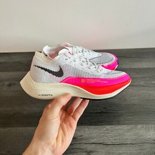 NIKE ZOOMX VAPORFLY NEXT% 2